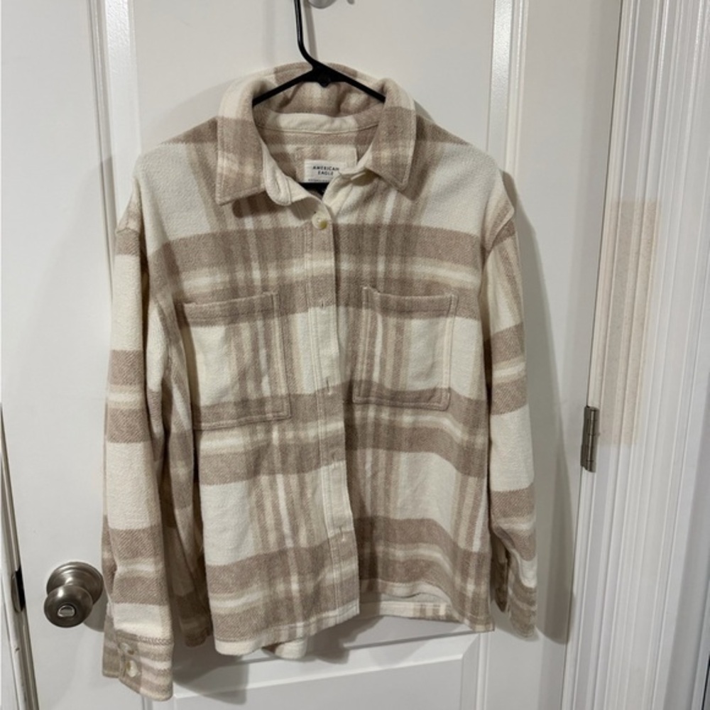 American Eagle AE Oversized Plaid Fleece & Love Shacket - Cream Tan - Small